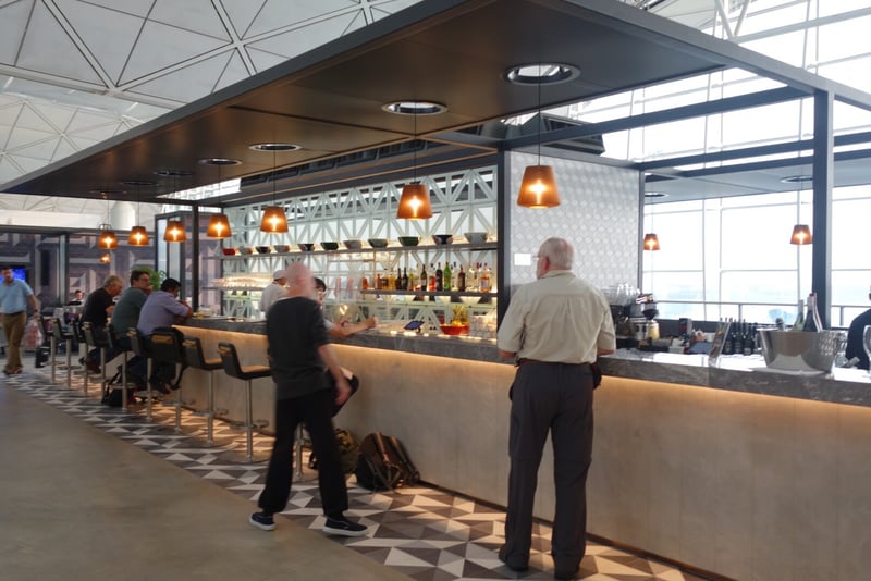 The Qantas Hong Kong Lounge, photo 3