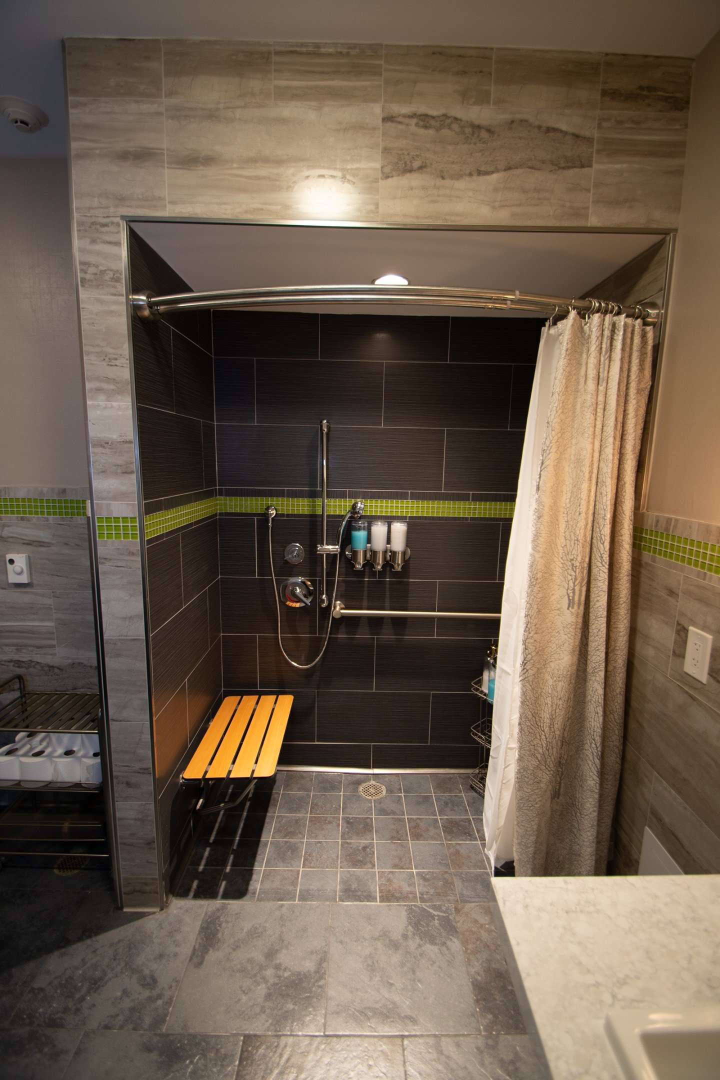 Minute Suites (Main Atrium), photo 7