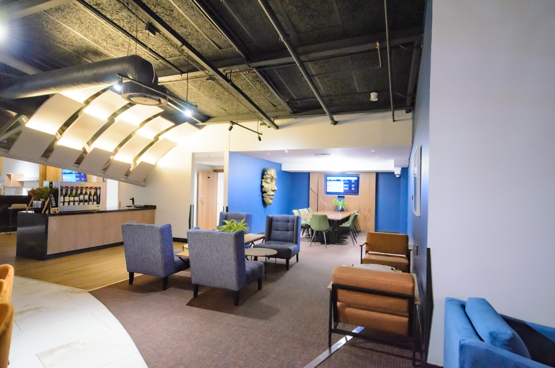 Bidvest Premier Lounge, photo 3