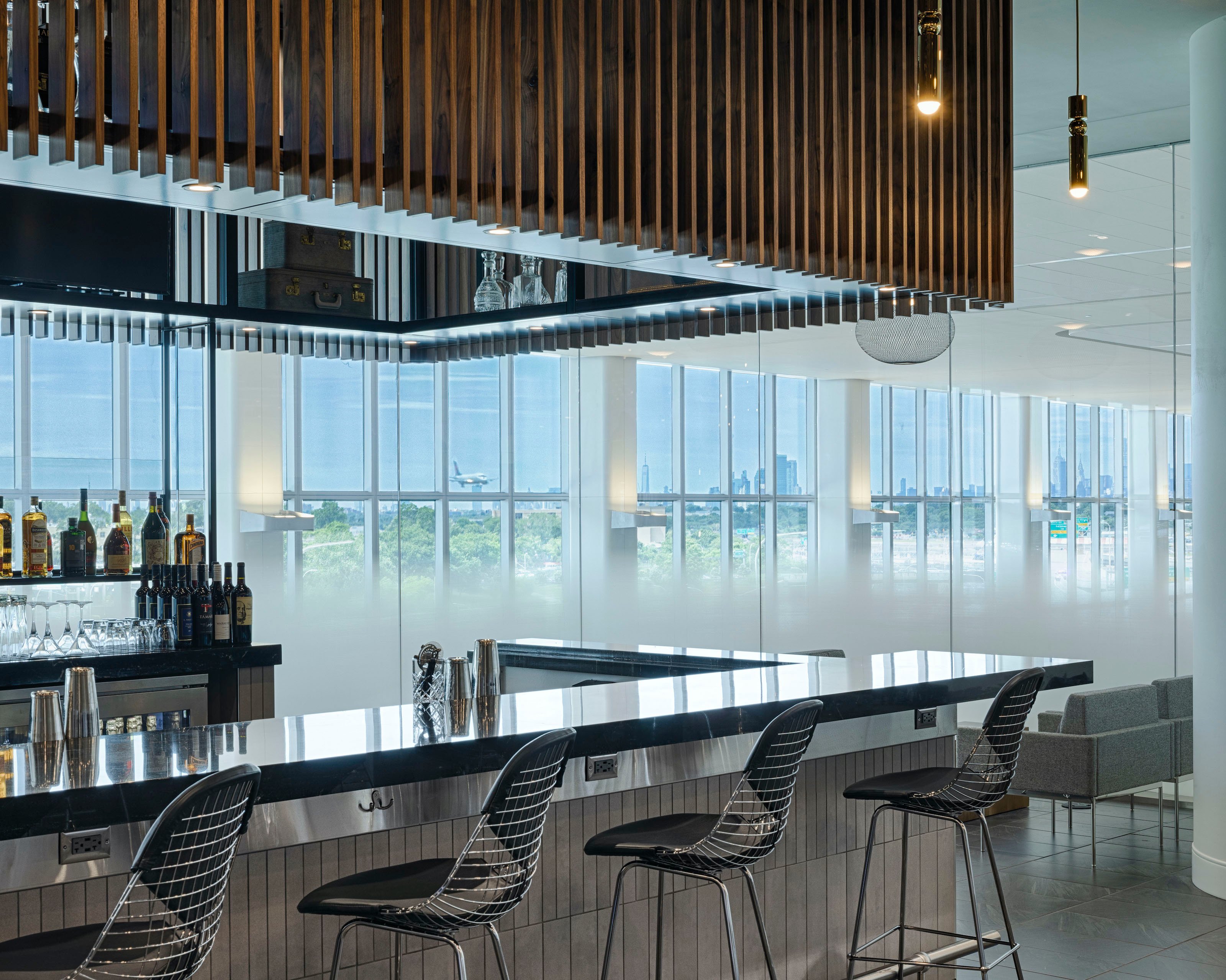 The Centurion Lounge, photo 2