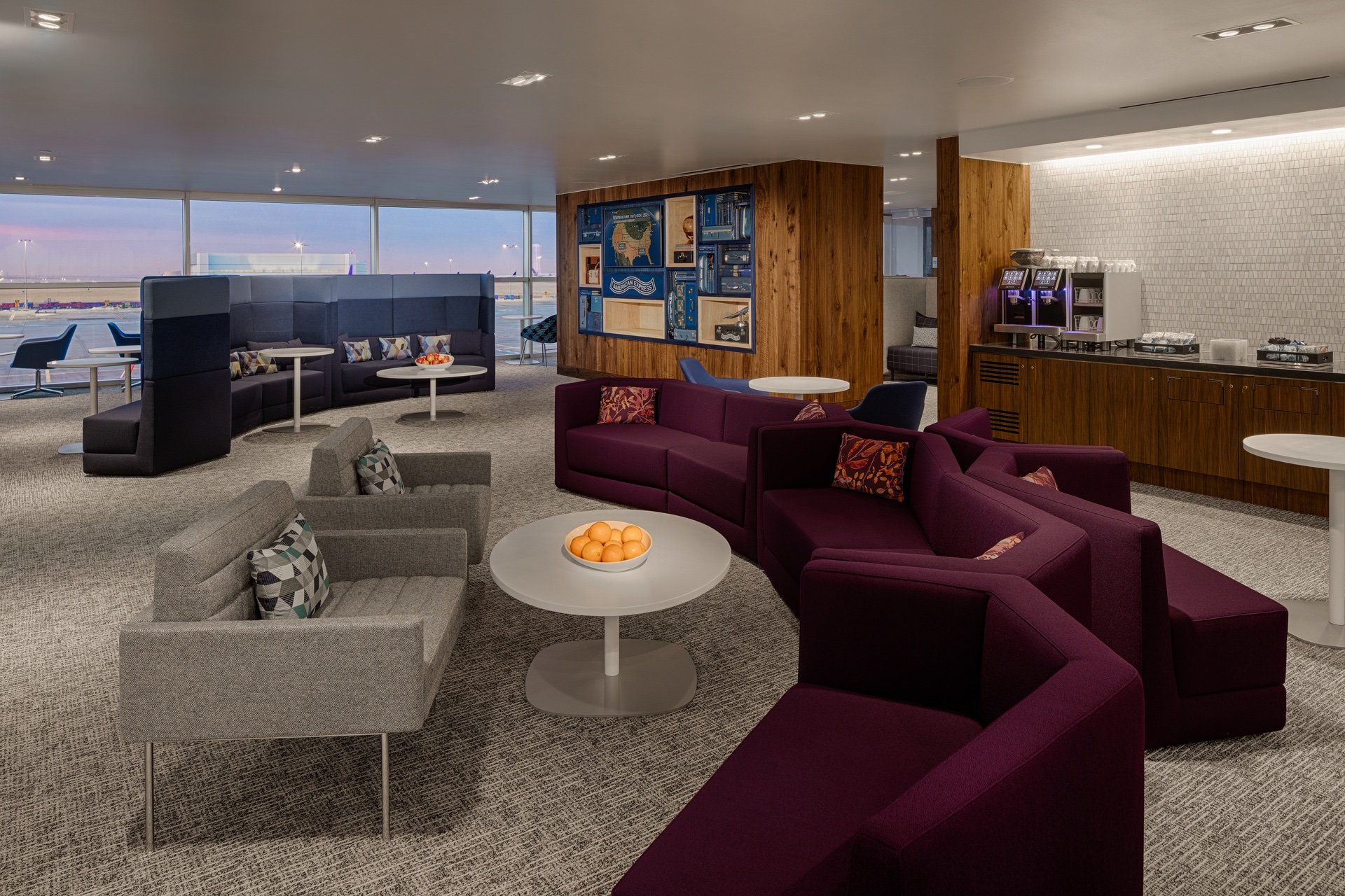 The Centurion Lounge, photo 4