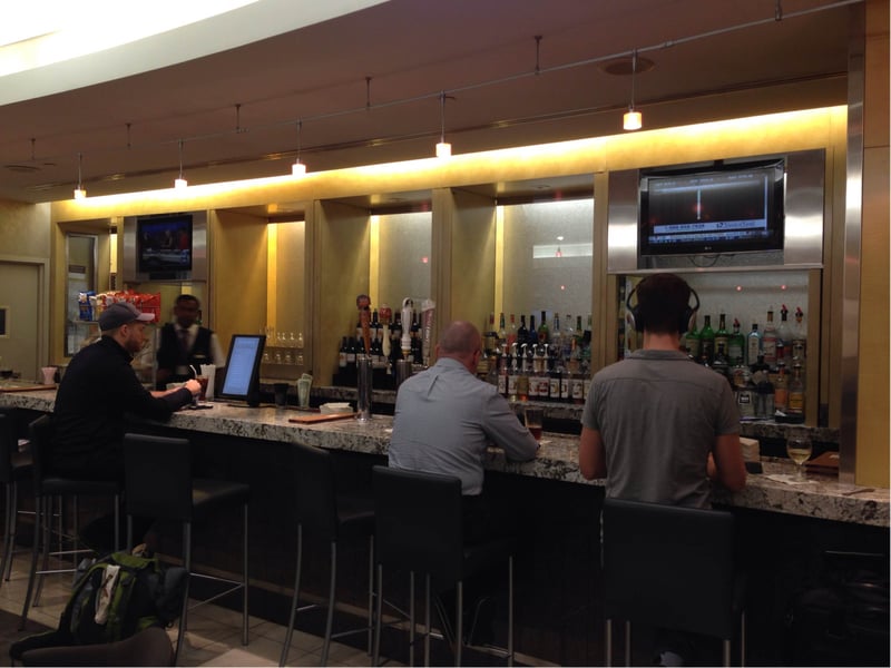American Airlines Admirals Club, photo 3