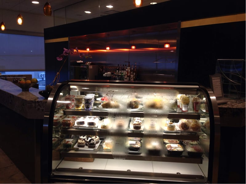 American Airlines Admirals Club, photo 8