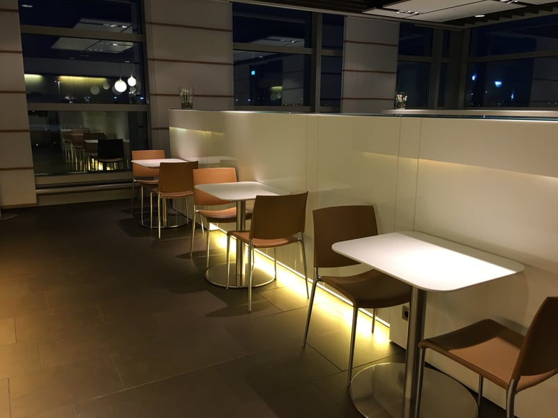 Lufthansa Business Lounge (Schengen, Gate A26), photo 9