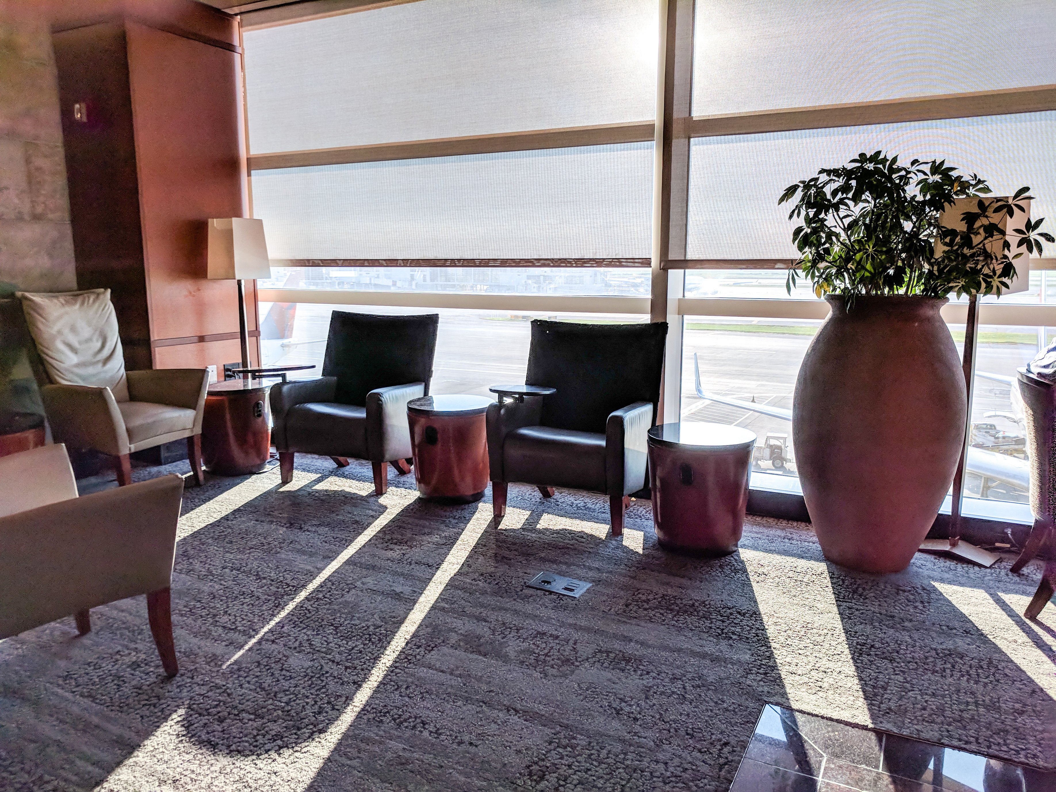 Delta Air Lines Delta Sky Club (Gate A68), foto 2