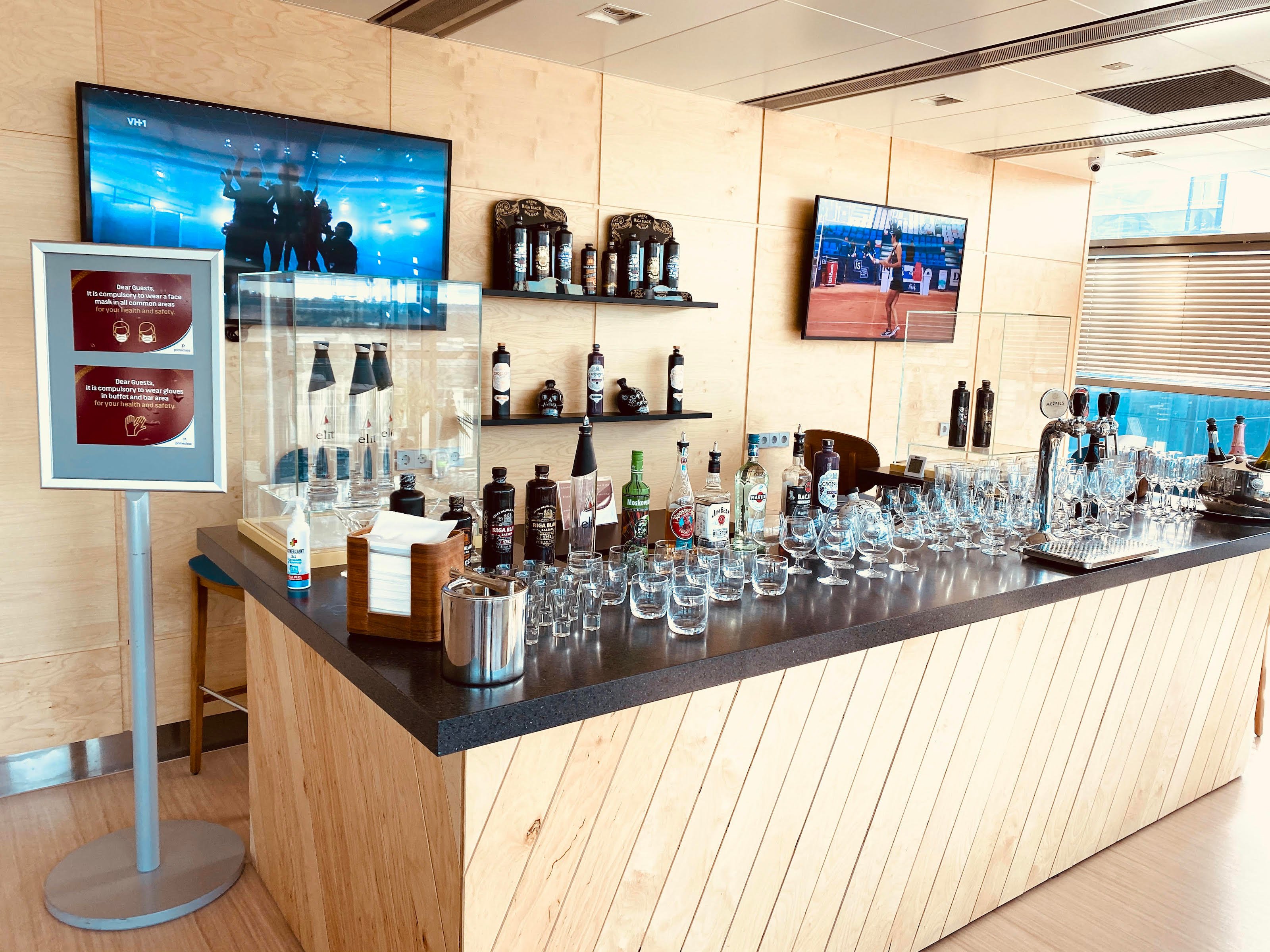 Primeclass Business Lounge, photo 4