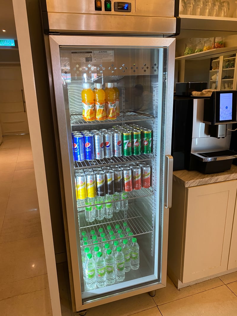 Westin and St. Regis Airport Lounge, photo 7