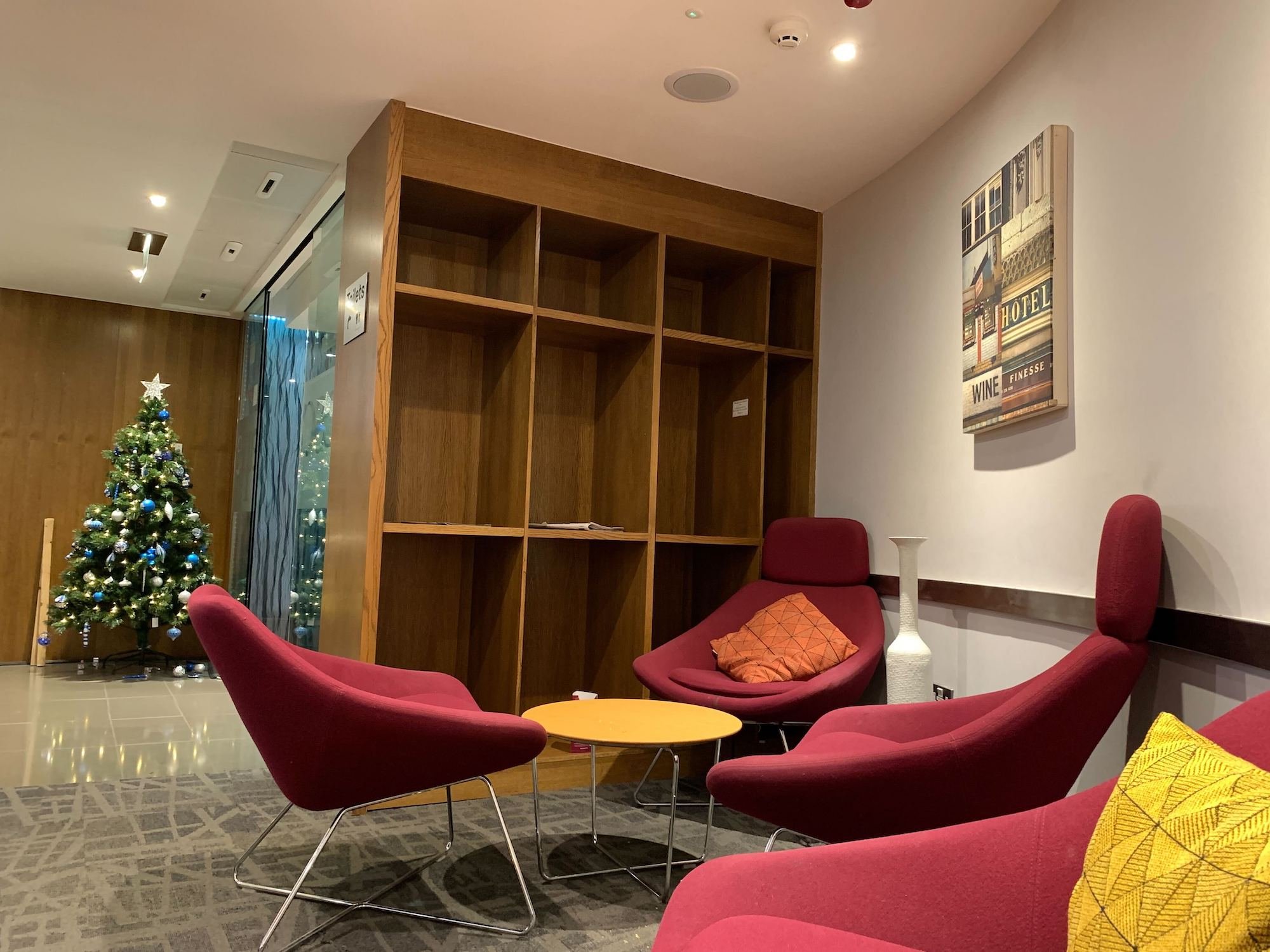 Escape Lounges, photo 4