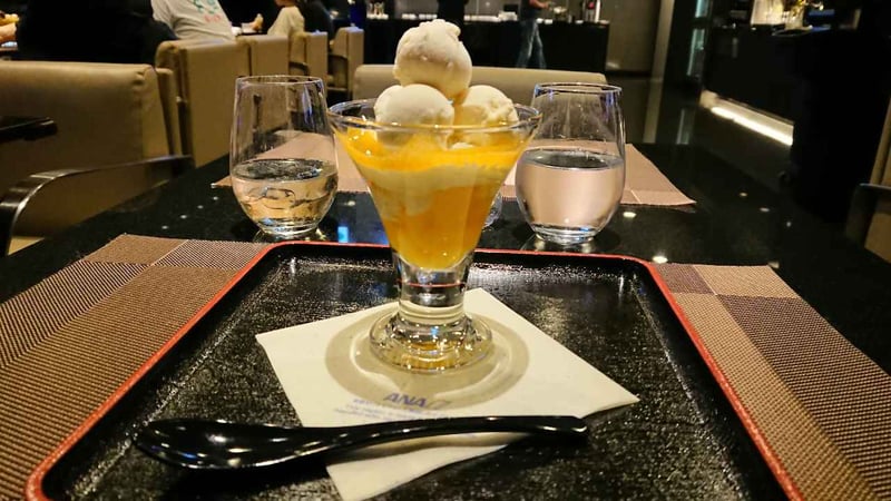 All Nippon Airways ANA Suite Lounge (Gate 110), photo 8