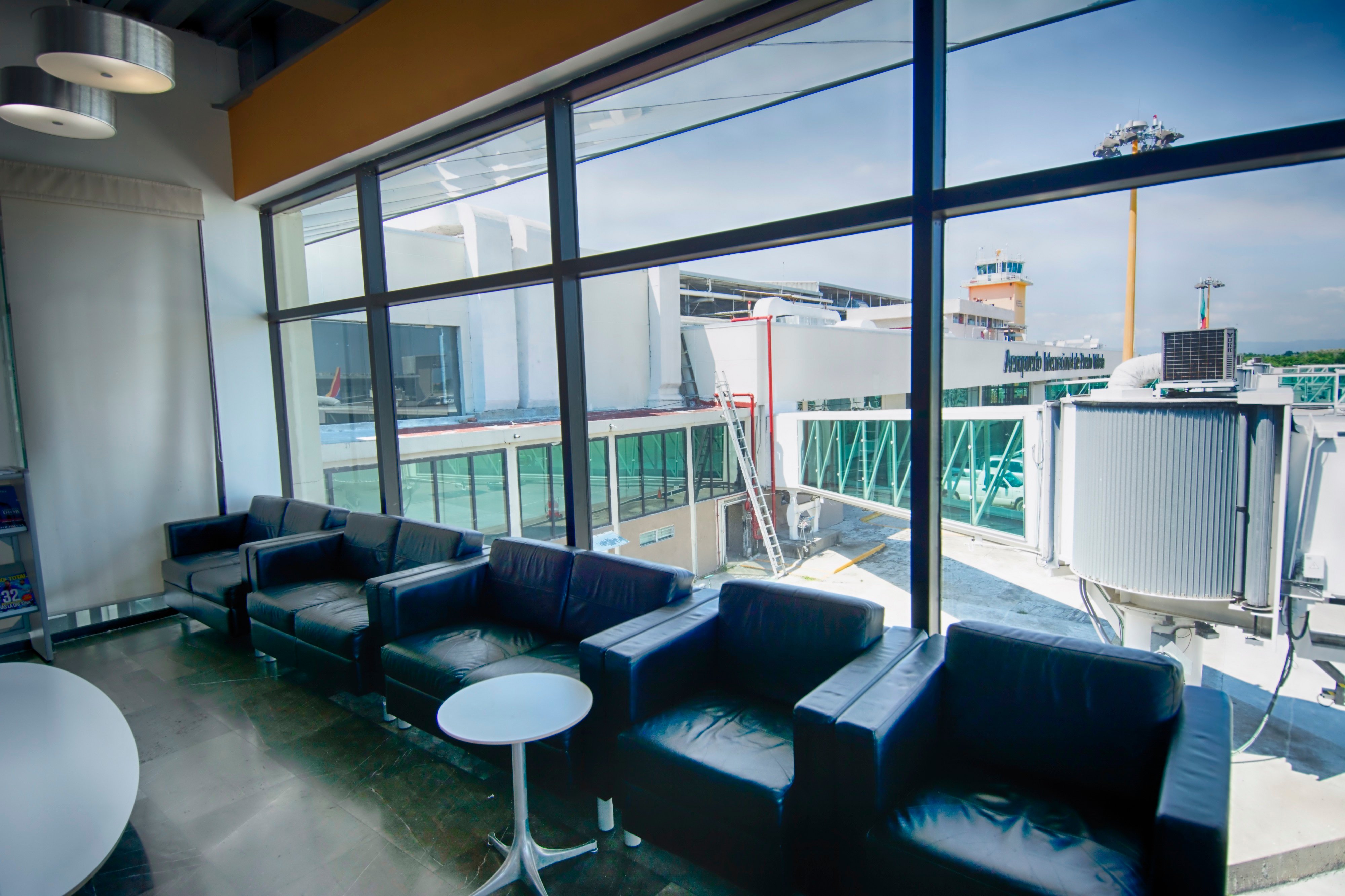 VIP Lounge, photo 4