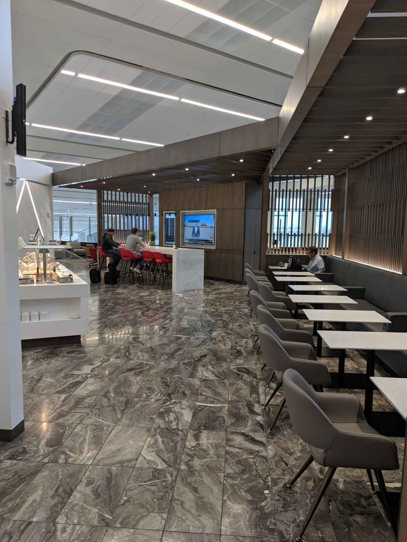Air Canada Maple Leaf Lounge, foto 4