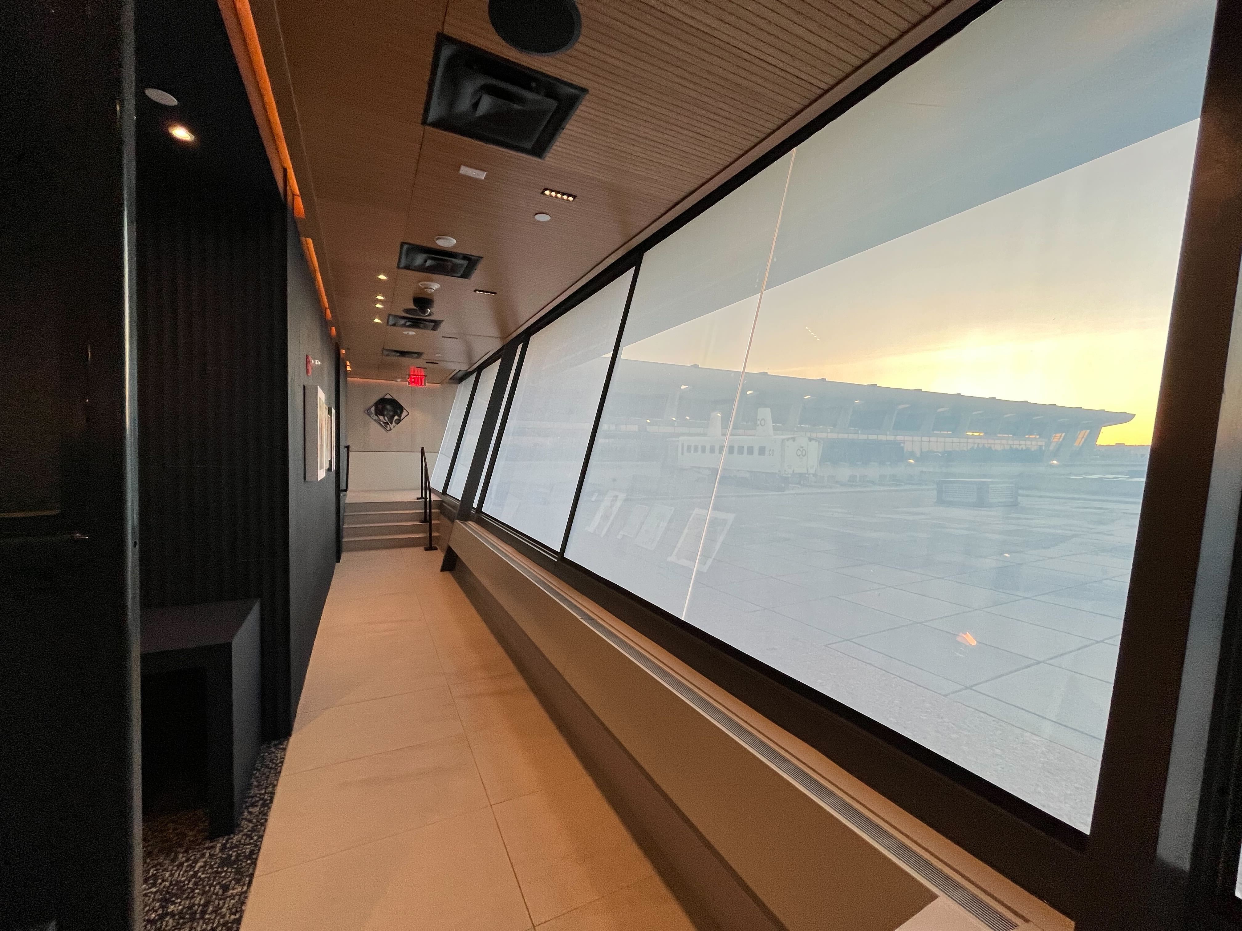 Capital One Lounge, foto 9