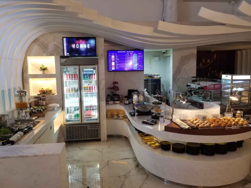 Thai Airways Royal Orchid Lounge, photo 5