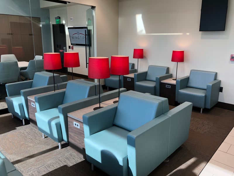 Wingtips Lounge, photo 4