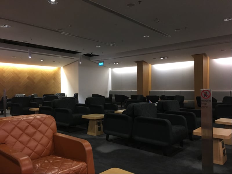The Qantas Singapore Lounge, photo 7