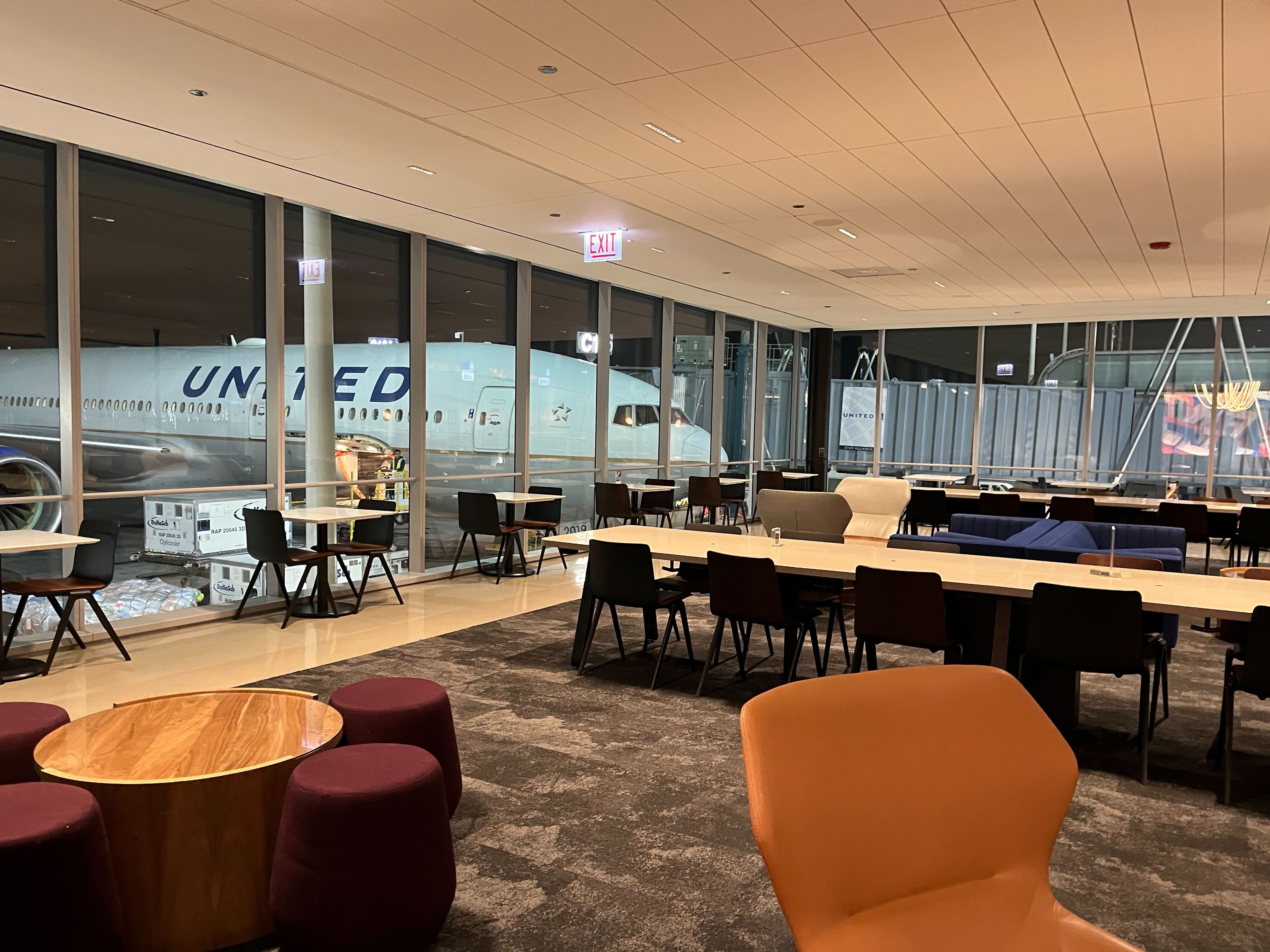 United Airlines United Club (Gate C10), foto 8
