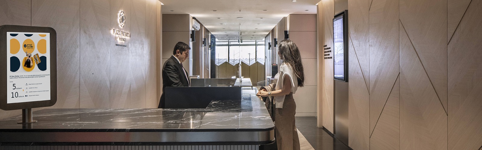 Plaza Premium Lounge (Domestic Departures), photo 6