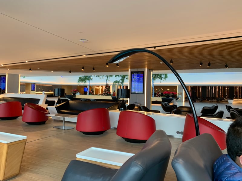 Middle East Airlines Cedar Lounge, photo 2