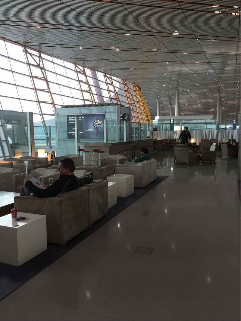 Cathay Pacific Lounge, photo 4