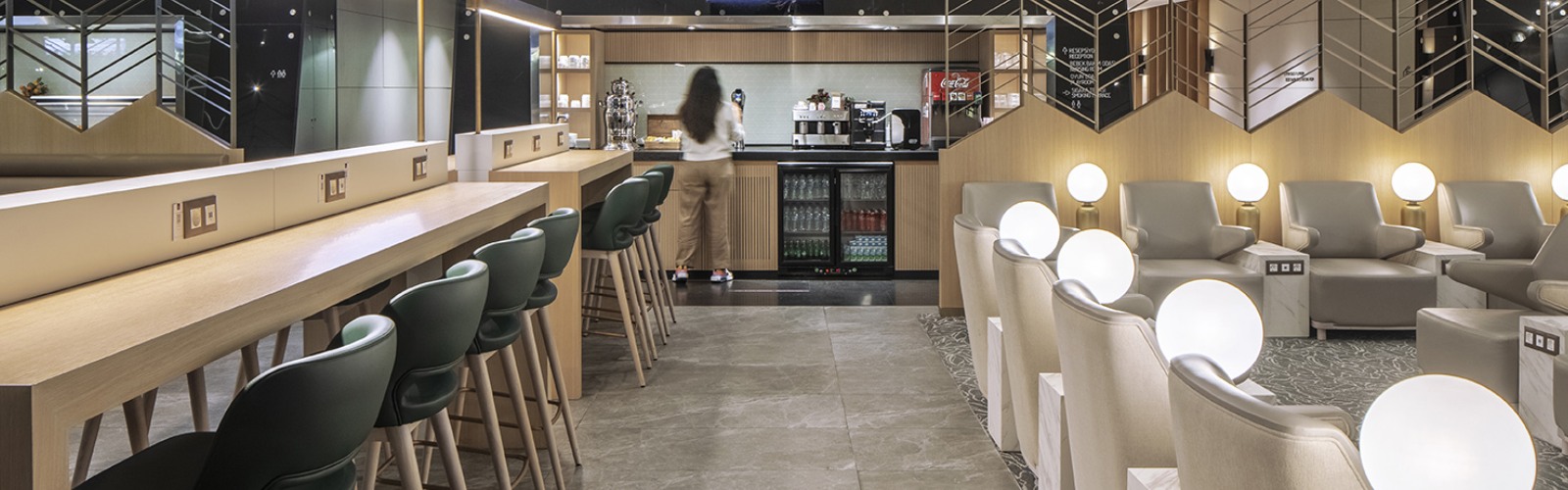 Plaza Premium Lounge (Domestic Departures), photo 7