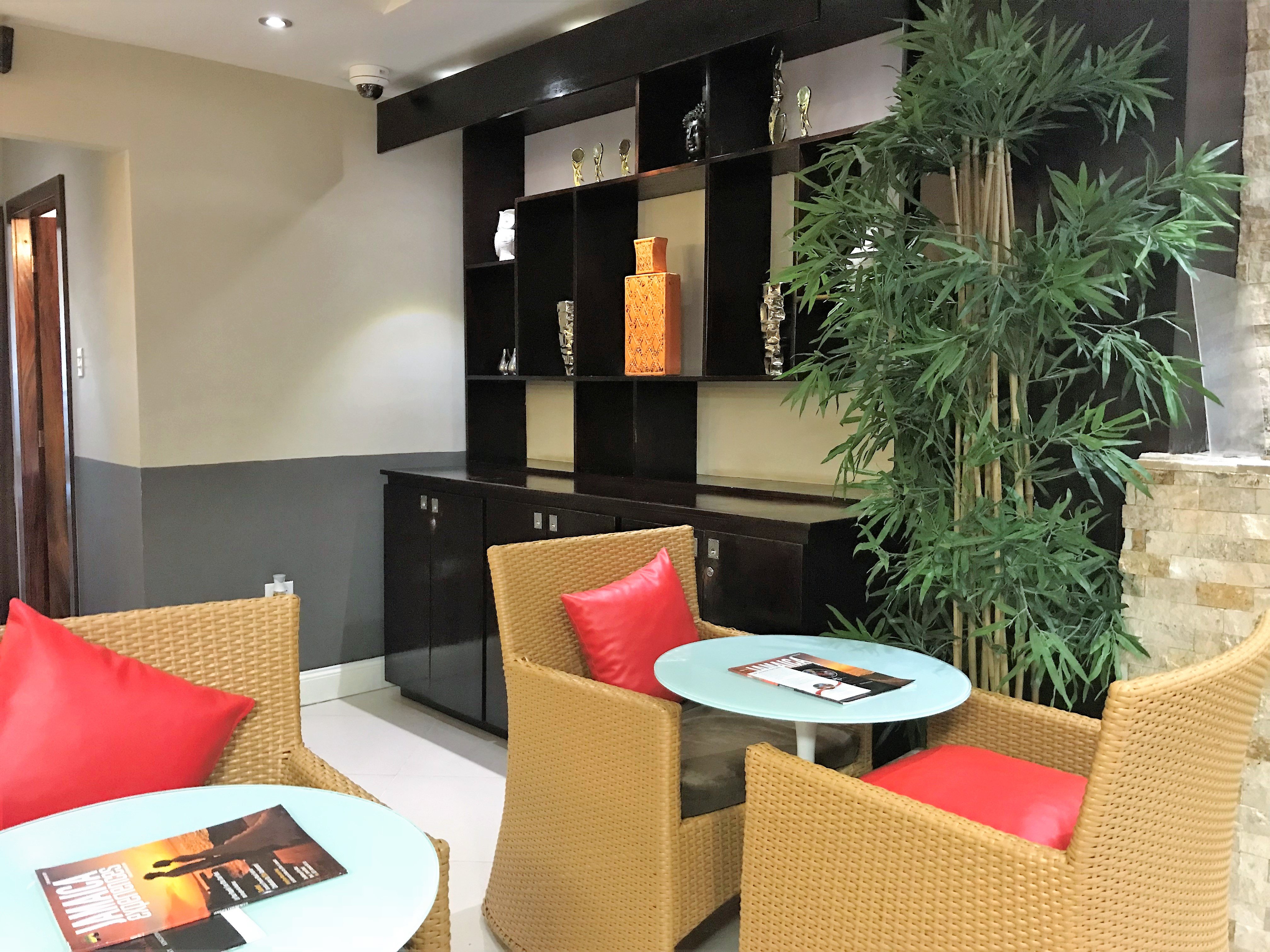 Club Mobay Arrivals Lounge, foto 3
