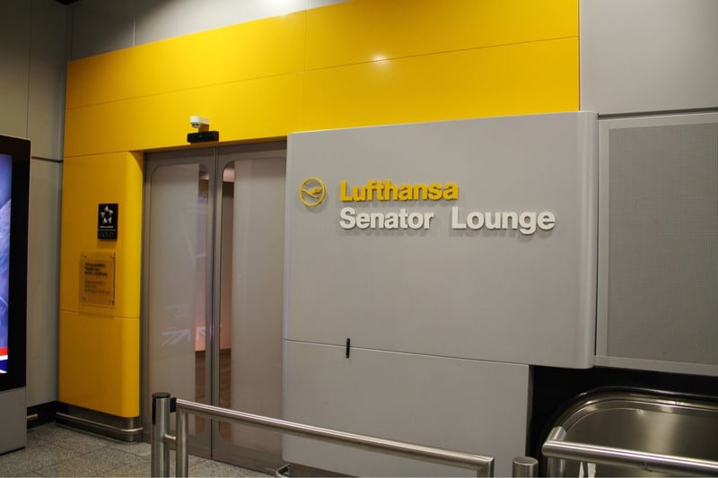 Lufthansa Senator Lounge (Non-Schengen, Gate C15), photo 5
