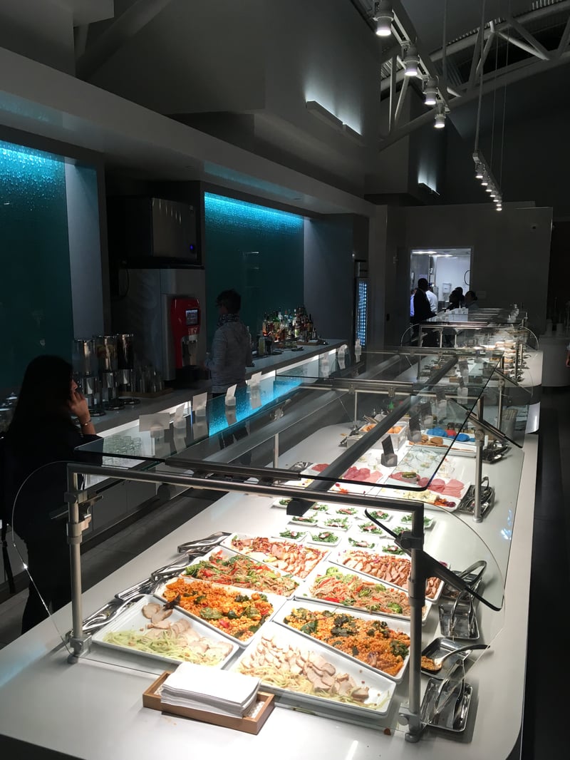 American Airlines Flagship Lounge, photo 9