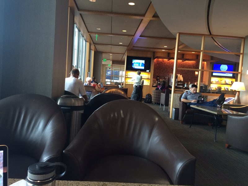 American Airlines Admirals Club, photo 10