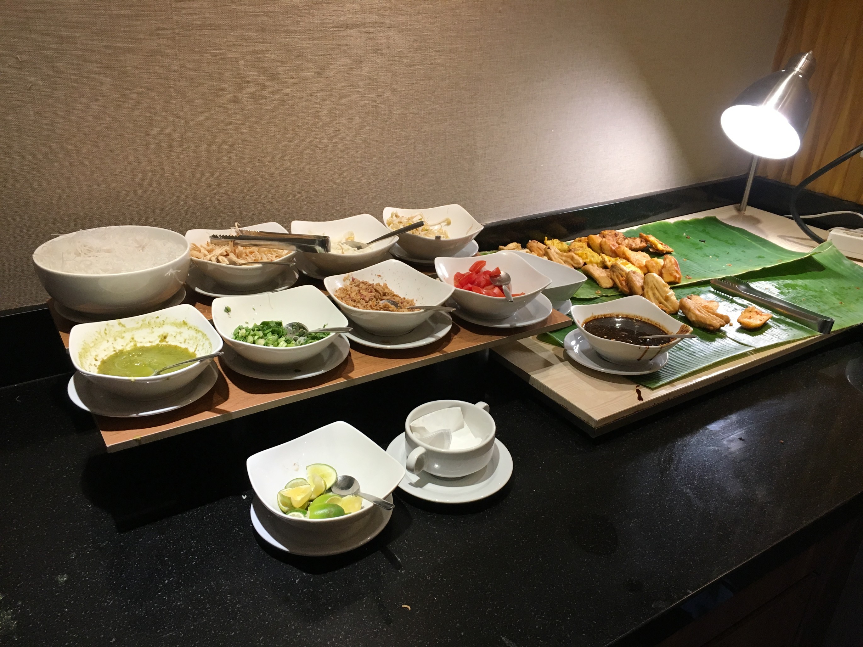 Saphire Blue Sky Executive Lounge, photo 3