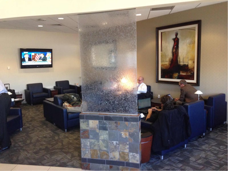 American Airlines Admirals Club (Gates A19-A21), photo 8
