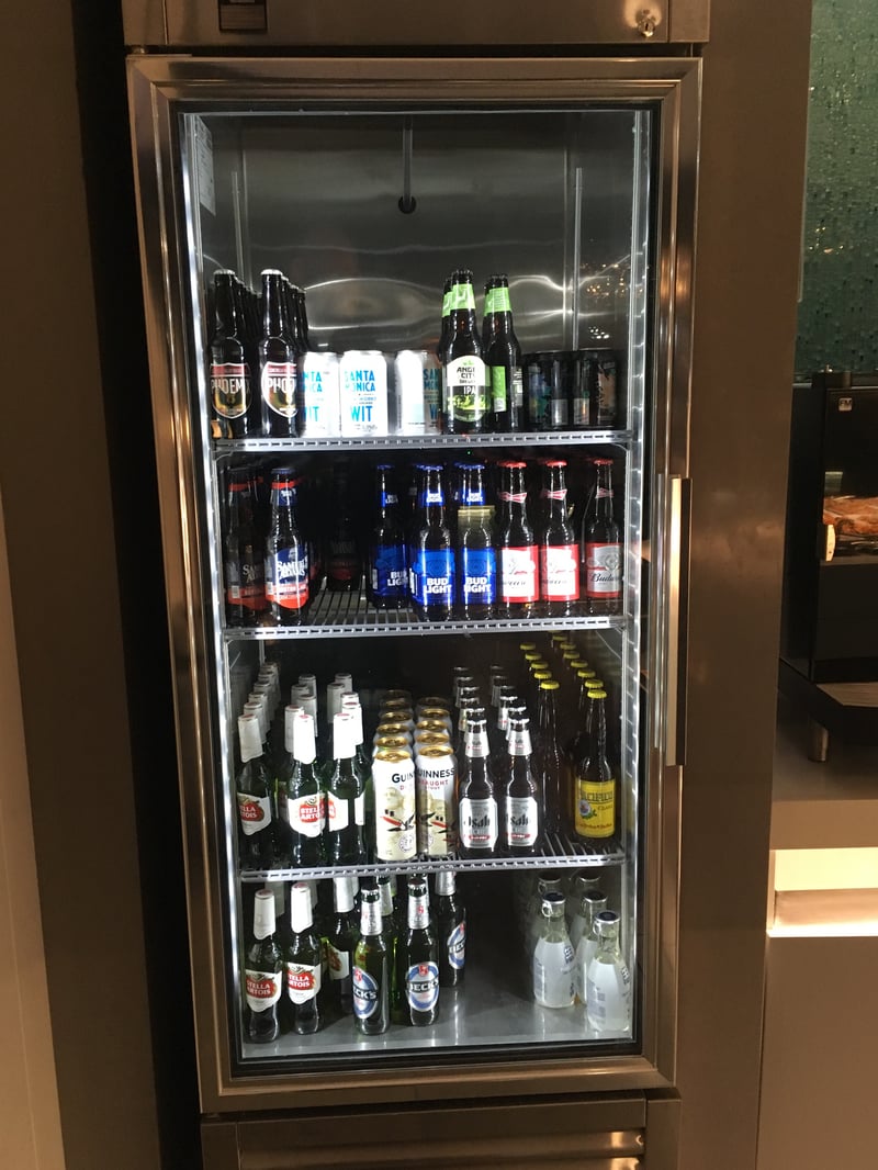 American Airlines Flagship Lounge, photo 12