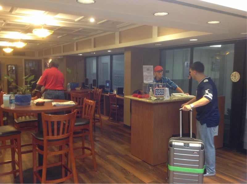 USO Honolulu International Airport, photo 2