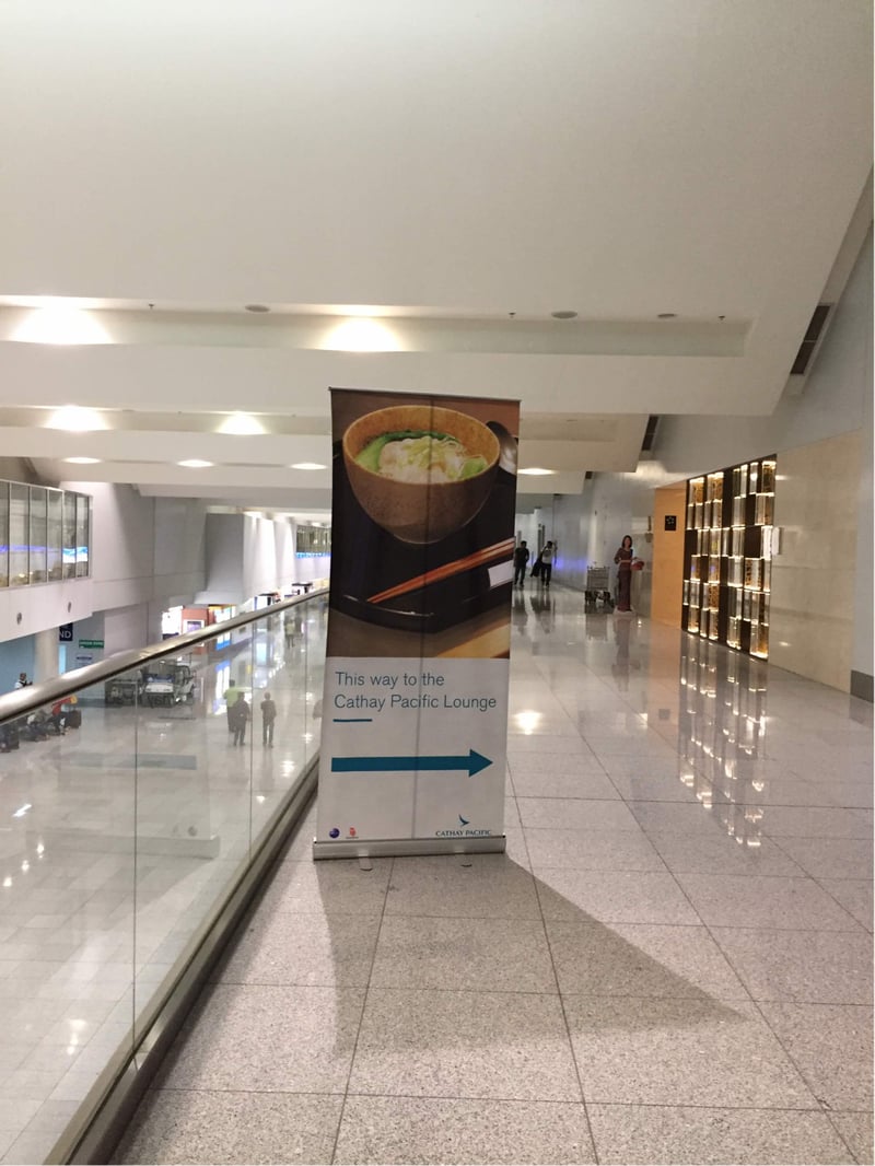 Cathay Pacific First and Business Class Lounge, photo 8