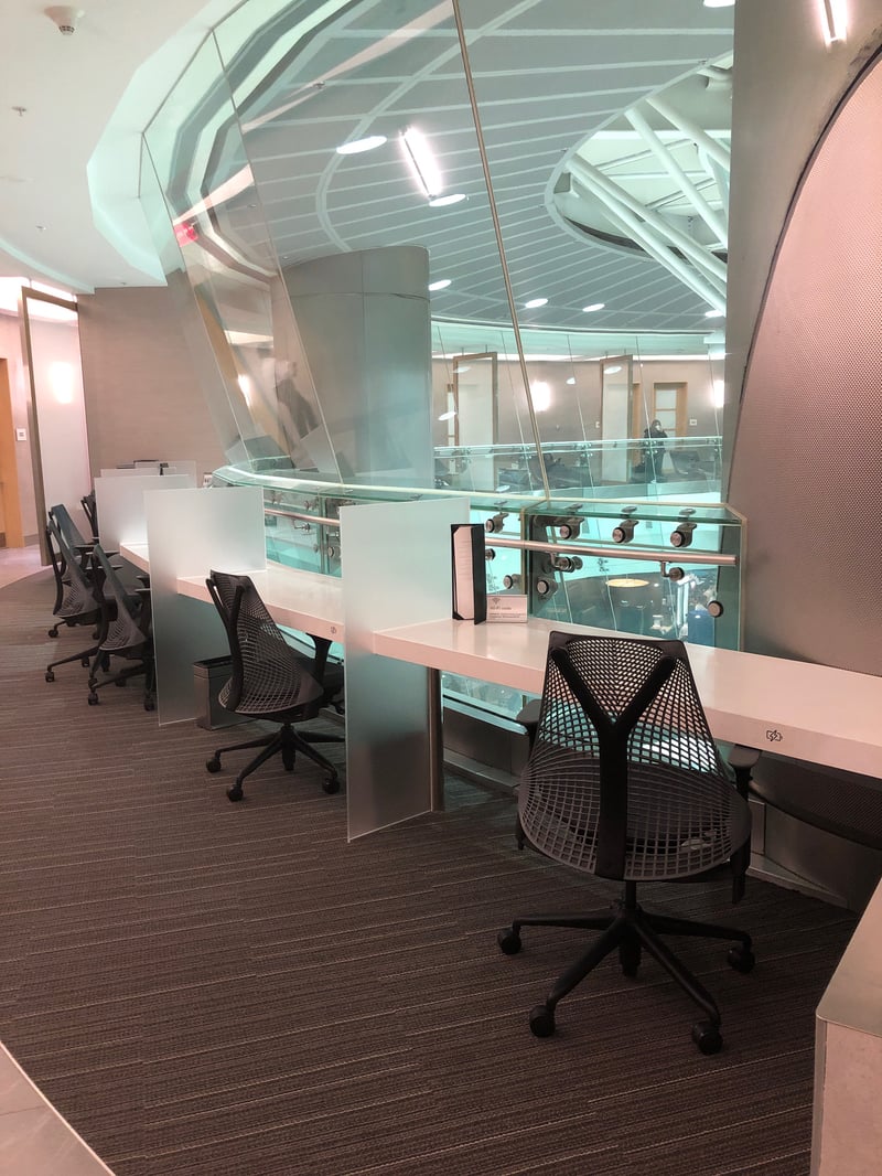 American Airlines Admirals Club (Gate D30), photo 3