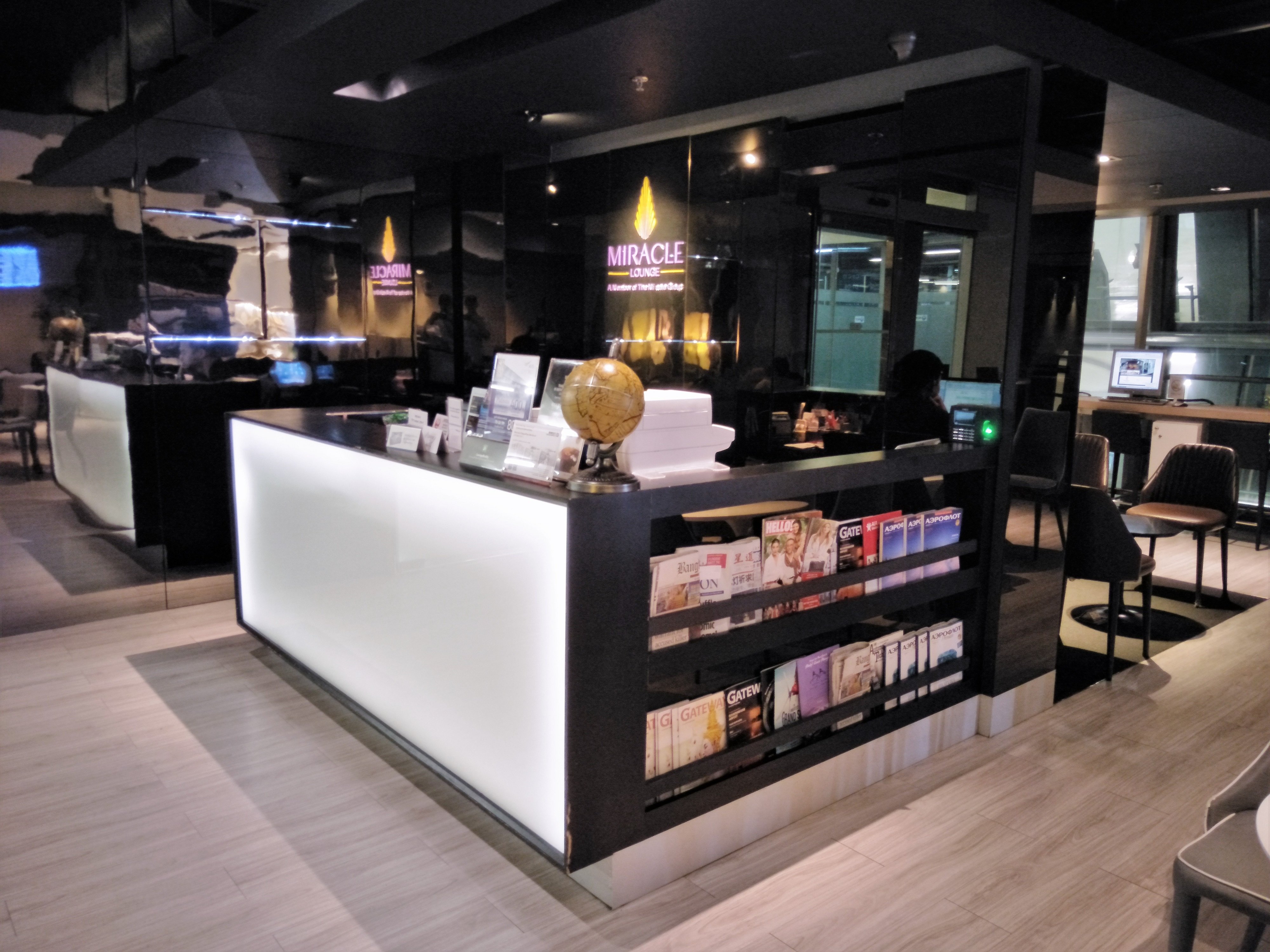 Miracle First Class Lounge, foto 5
