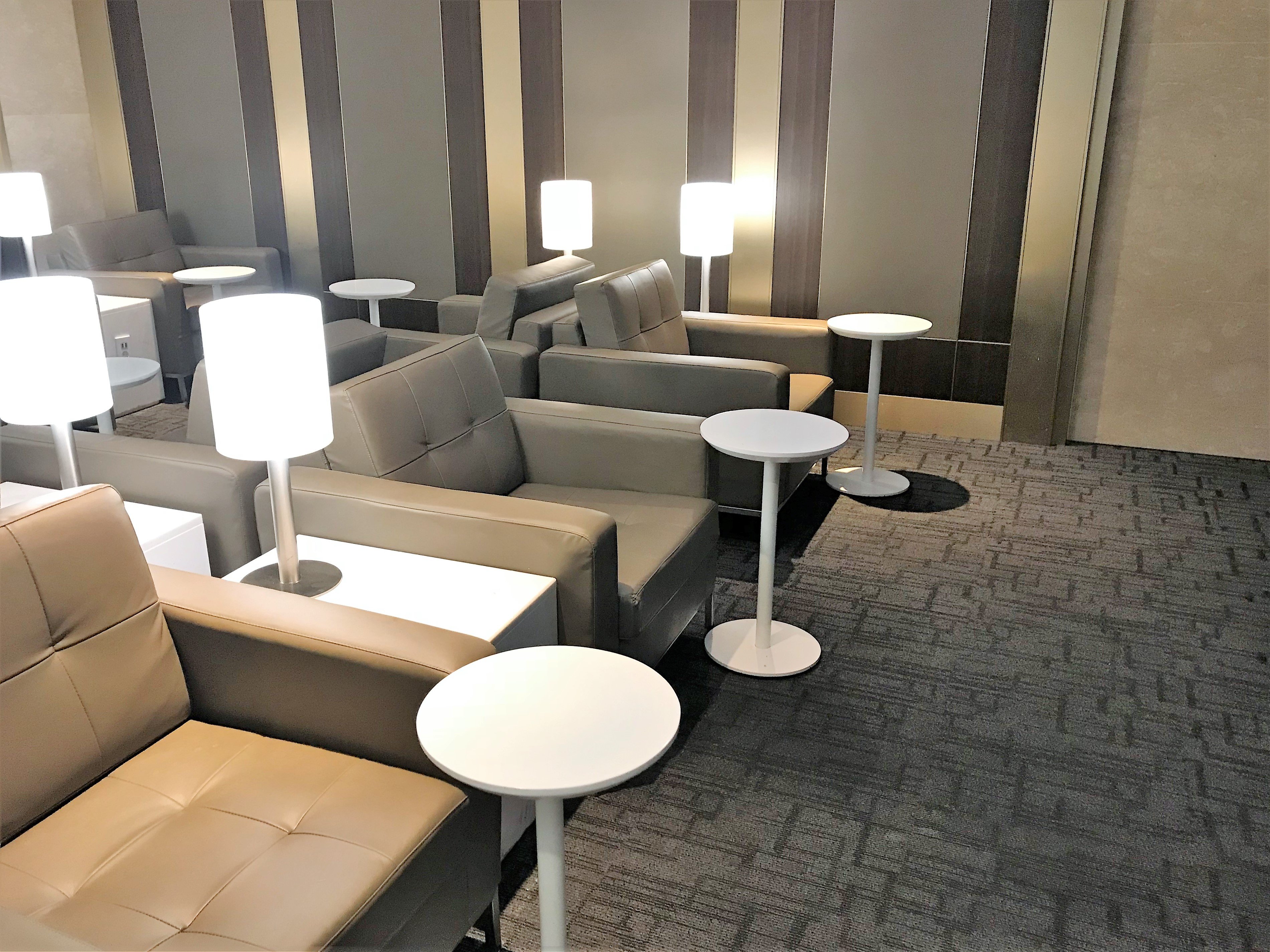 Sky Hub Lounge, photo 2