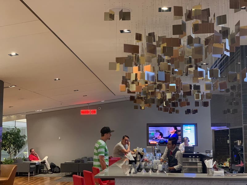 Air Canada Maple Leaf Lounge, photo 5