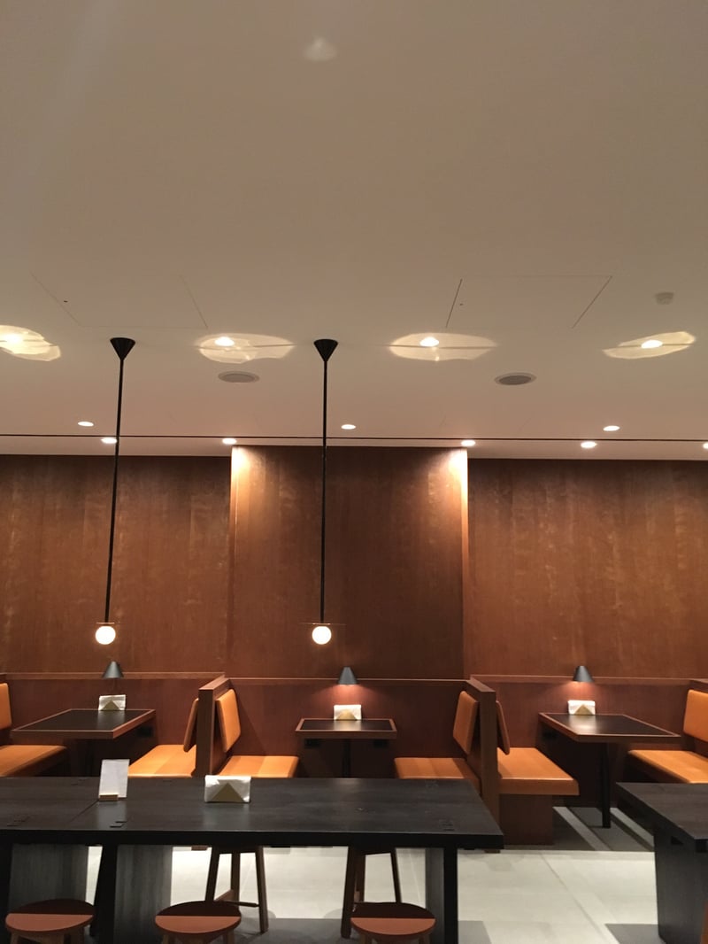Cathay Pacific Business Class Lounge, foto 2