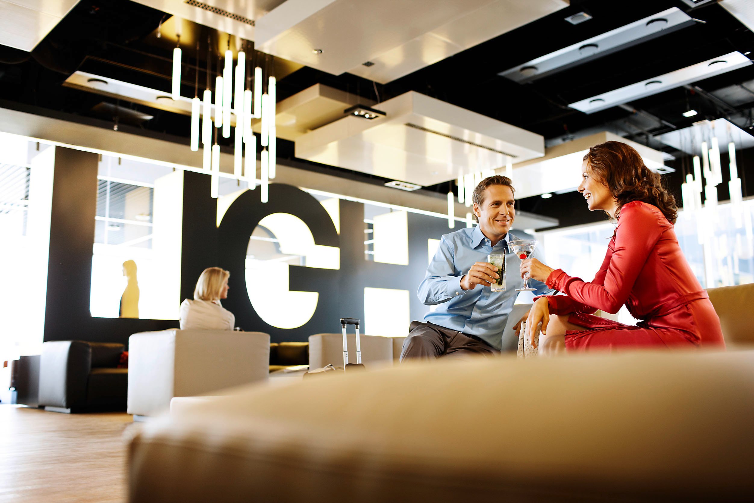 Lufthansa Senator Lounge (Non-Schengen), photo 4