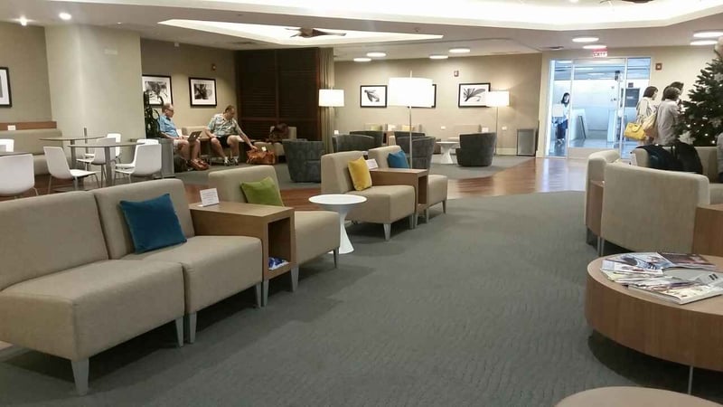 Hawaiian Airlines The Plumeria Lounge, foto 6