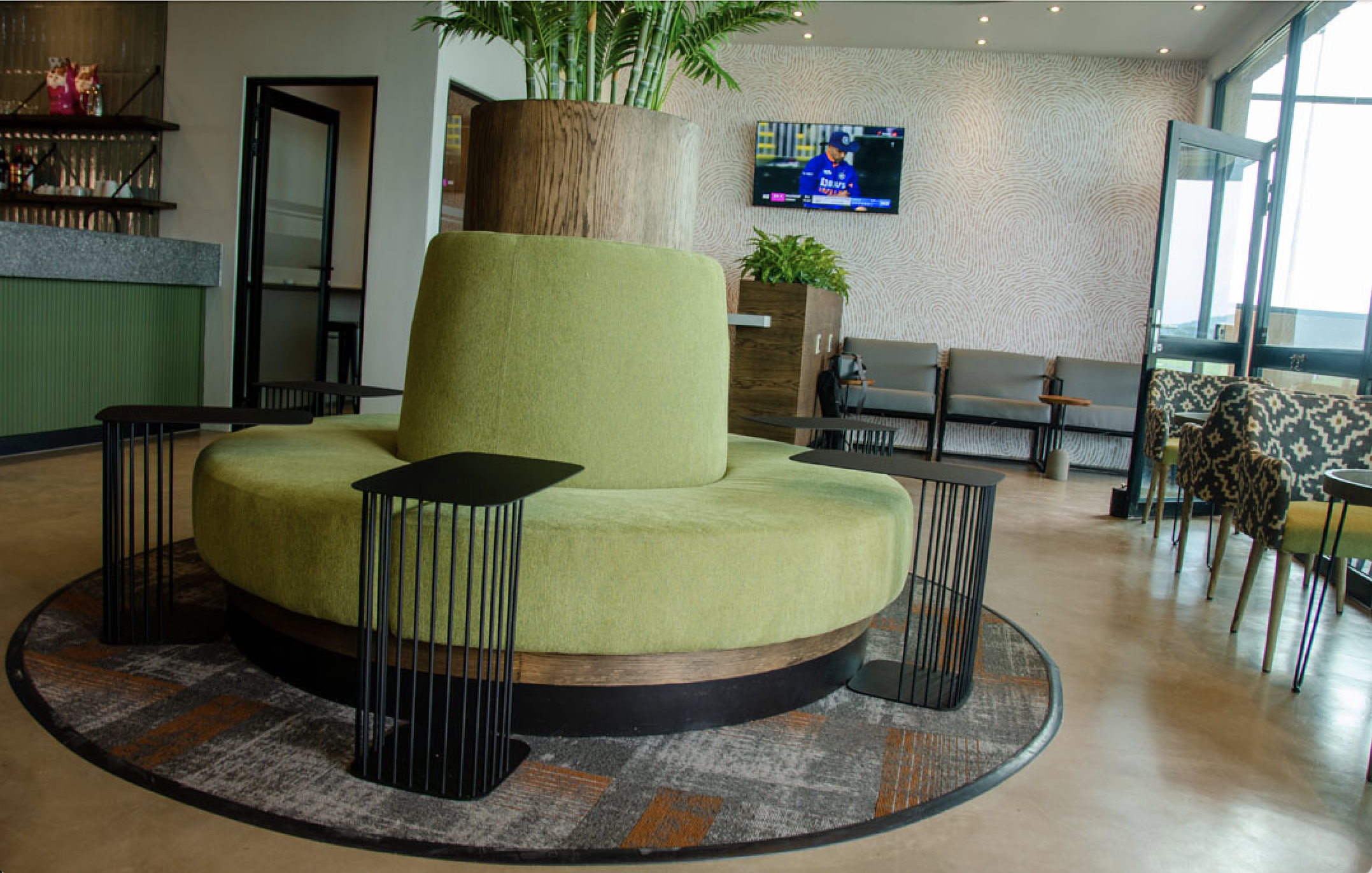 Bidvest Premier Lounge, photo 1