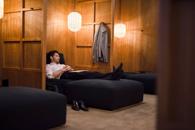 Cathay Pacific The Pier Business Class Lounge, photo 12