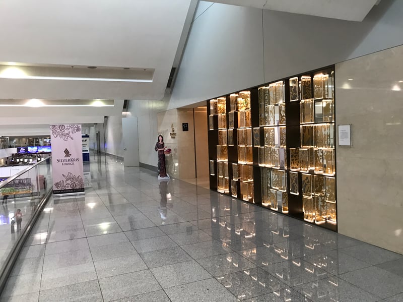 Singapore Airlines SilverKris Lounge, photo 10