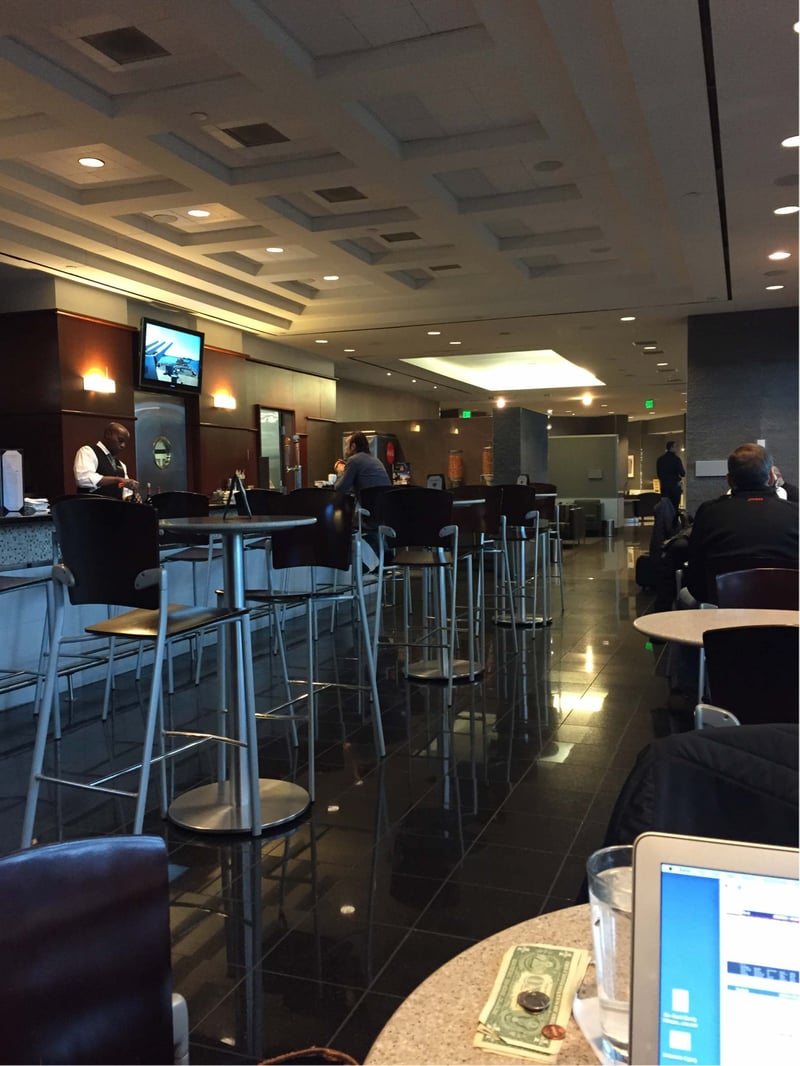 American Airlines Admirals Club, photo 3