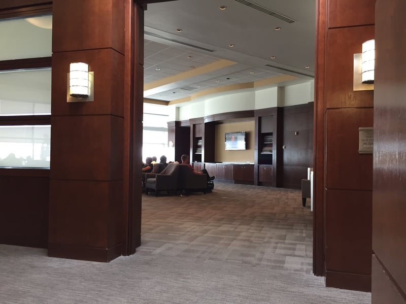 American Airlines Admirals Club, photo 11