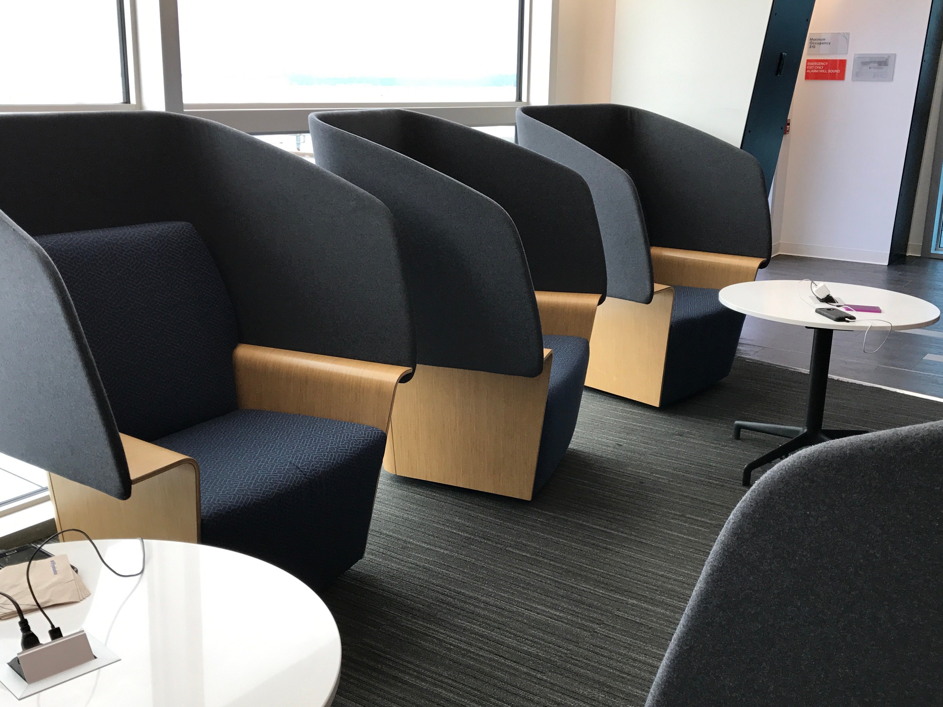 Alaska Airlines Alaska Lounge, photo 8