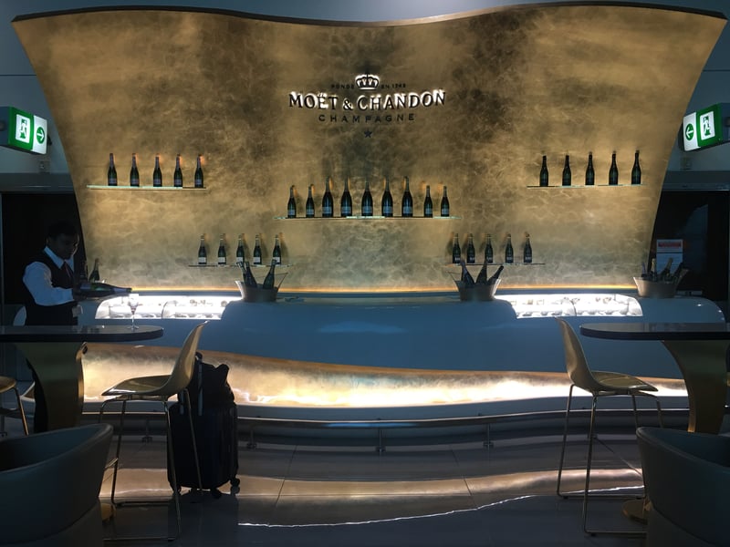 The Emirates Business Class Lounge, photo 12