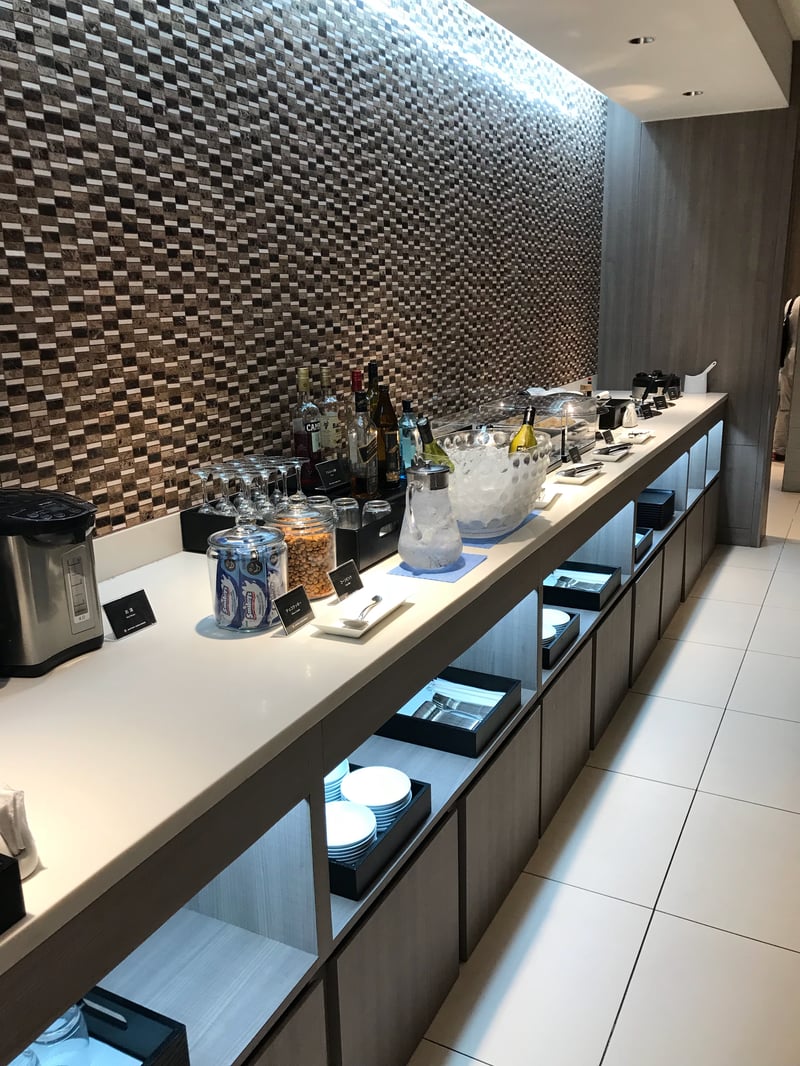 Japan Airlines JAL Sakura Lounge, photo 5