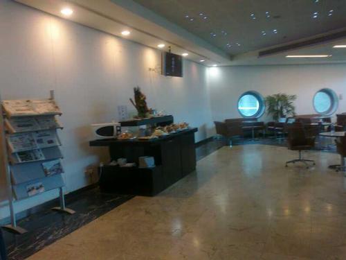 First Class Lounge, photo 2