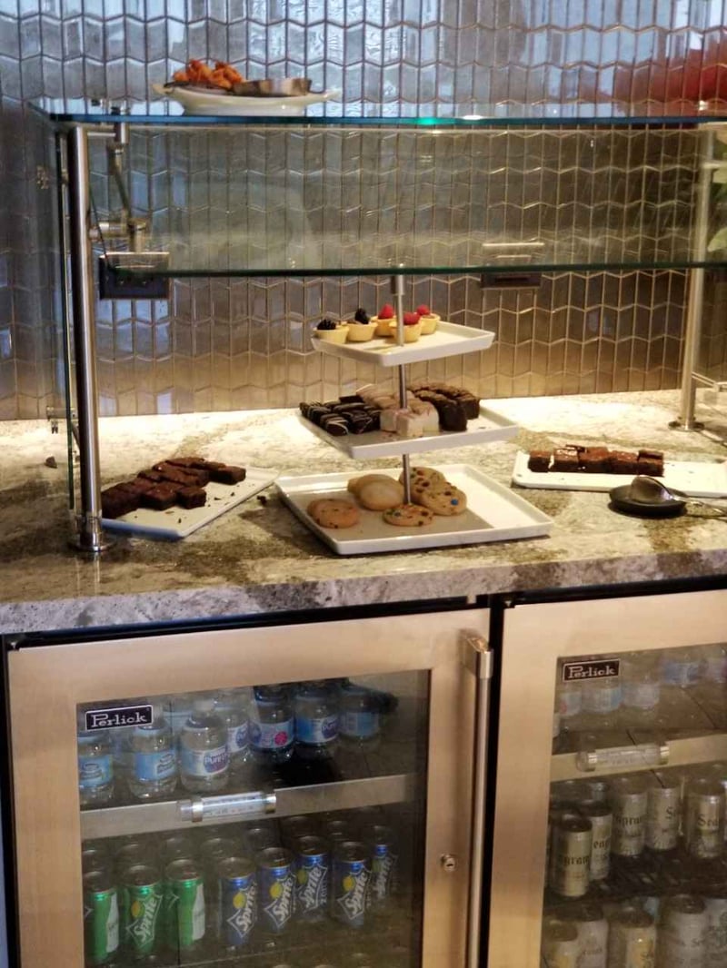 United Airlines Polaris Lounge (Temporarily Closed), foto 6